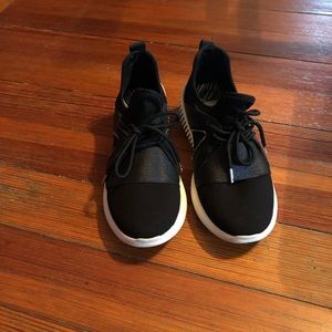 Dolce vita black sneakers
